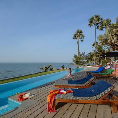 Ngala Lodge Fajara Экстерьер фото