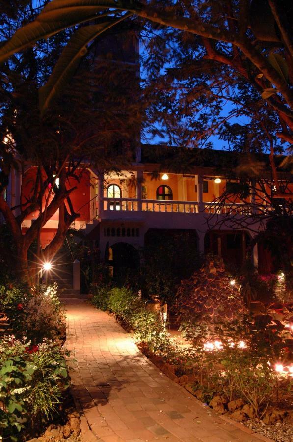Ngala Lodge Fajara Экстерьер фото